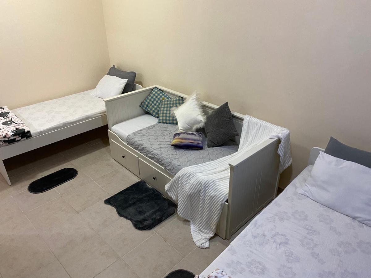 Nash Guest House Females Only Dubai Exterior foto