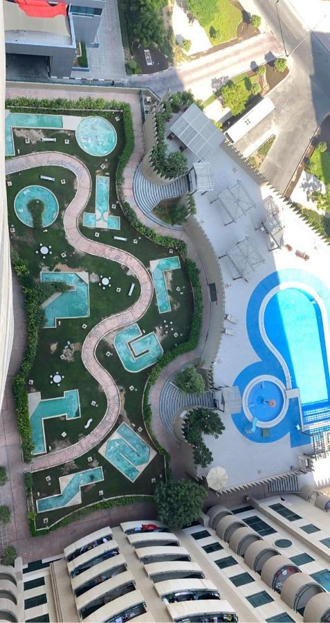Nash Guest House Females Only Dubai Exterior foto
